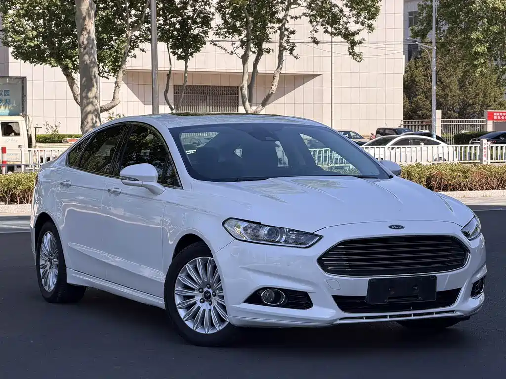 Ford Mondeo — миниатюра 3
