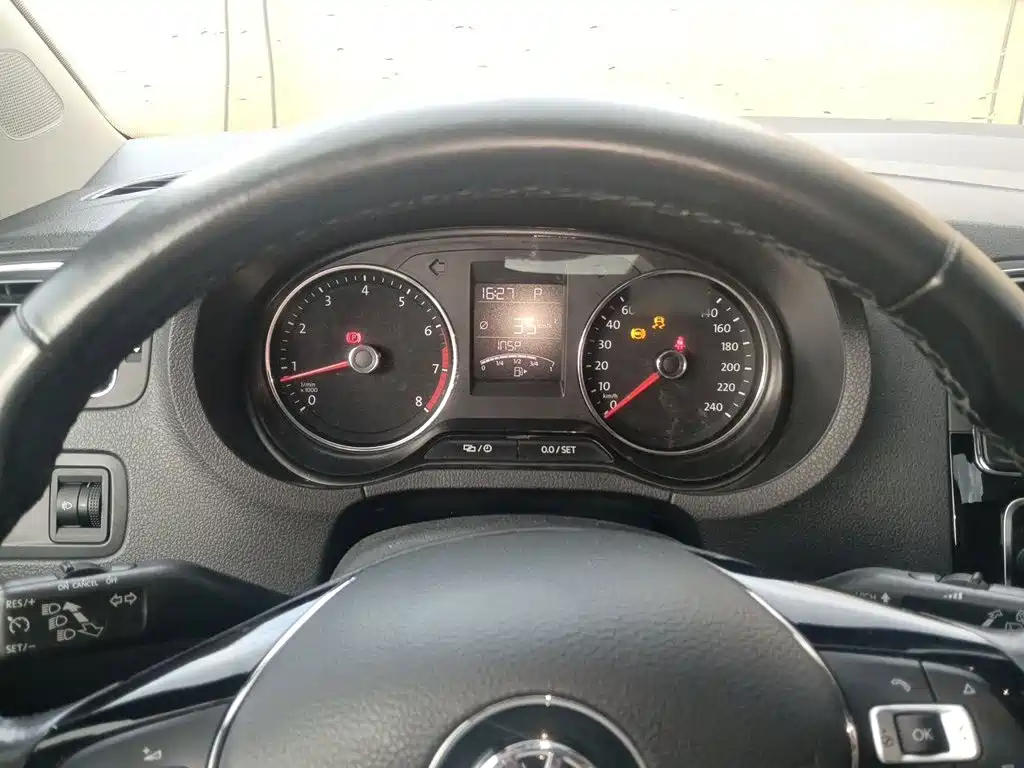 Volkswagen Polo — миниатюра 4