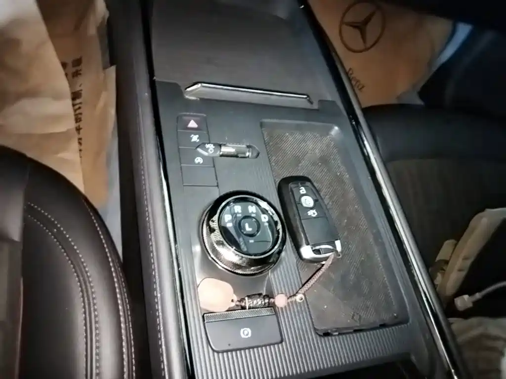 Ford Mondeo — миниатюра 14