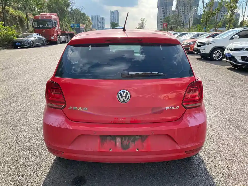 Volkswagen Polo — миниатюра 8