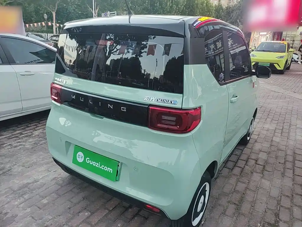 Wuling MINIEV — миниатюра 7