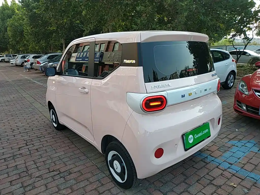 Wuling MINIEV — миниатюра 5