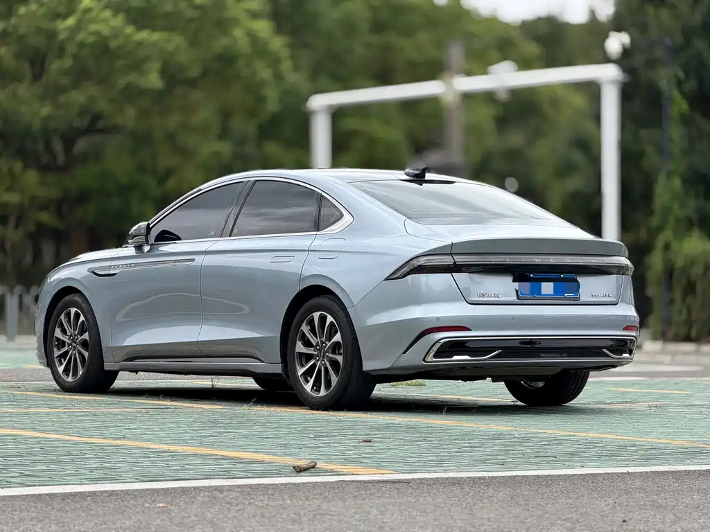 Lincoln Z — миниатюра 24