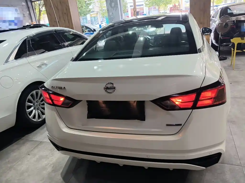 Nissan Teana — миниатюра 6