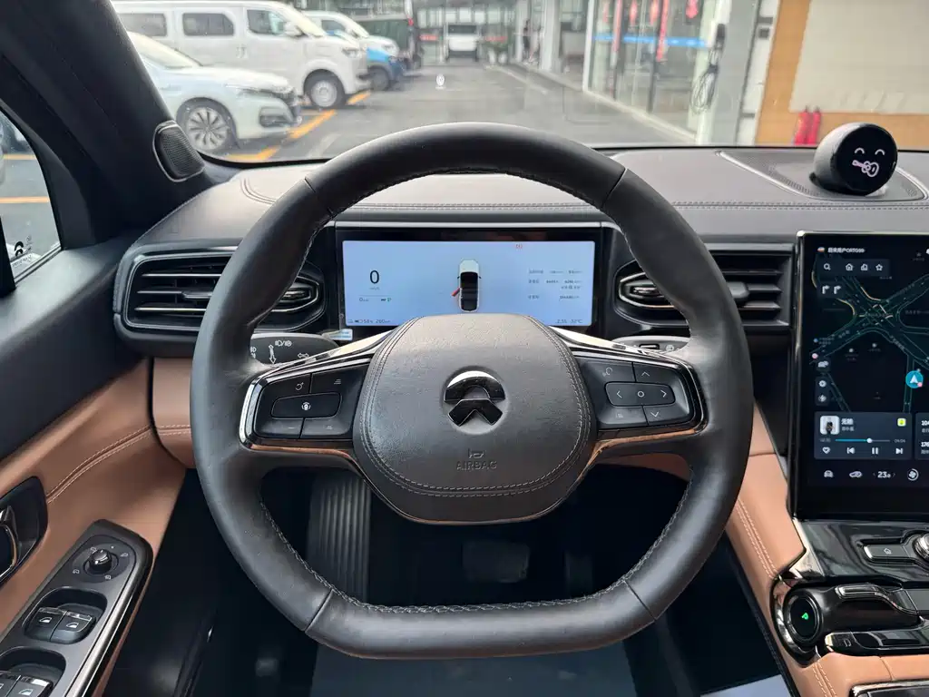 NIO ES8 — миниатюра 30