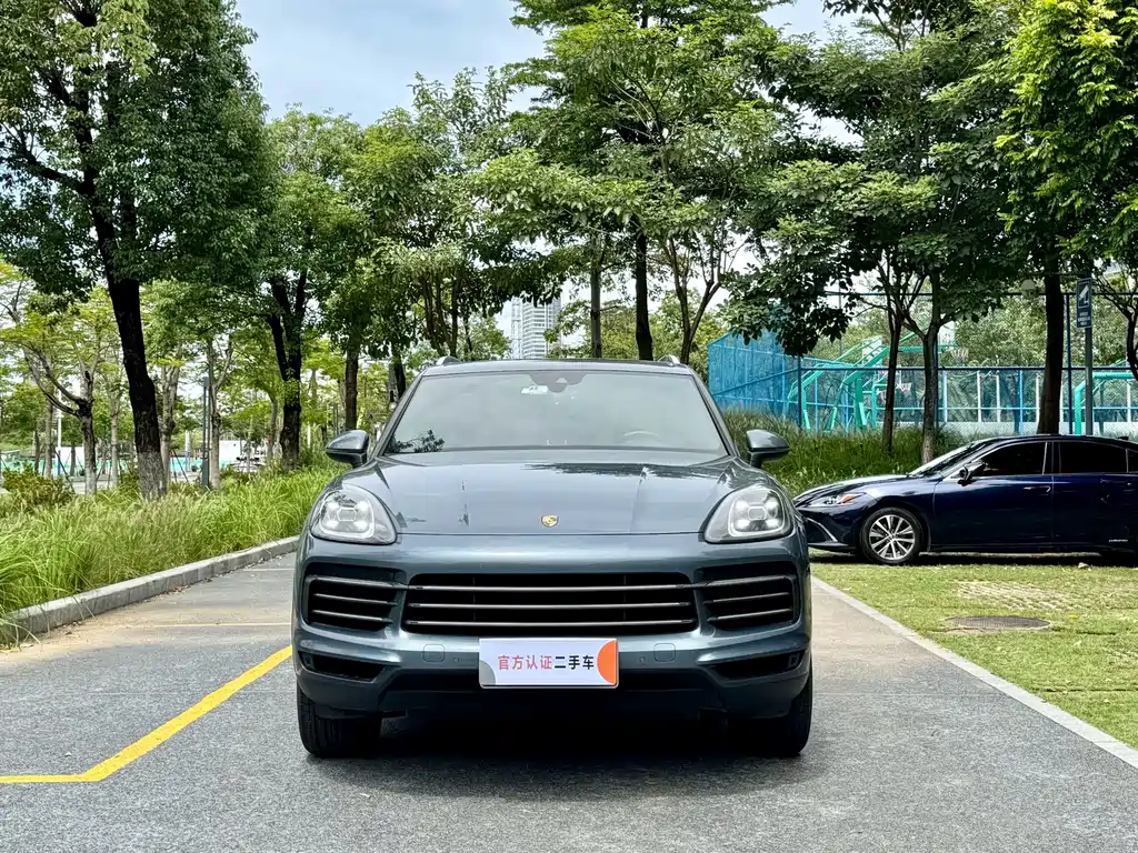 Porsche Cayenne — миниатюра 2