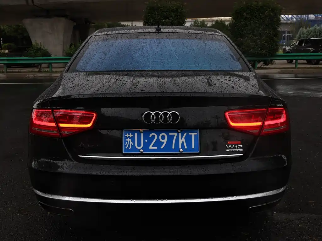 Audi A8 — миниатюра 7