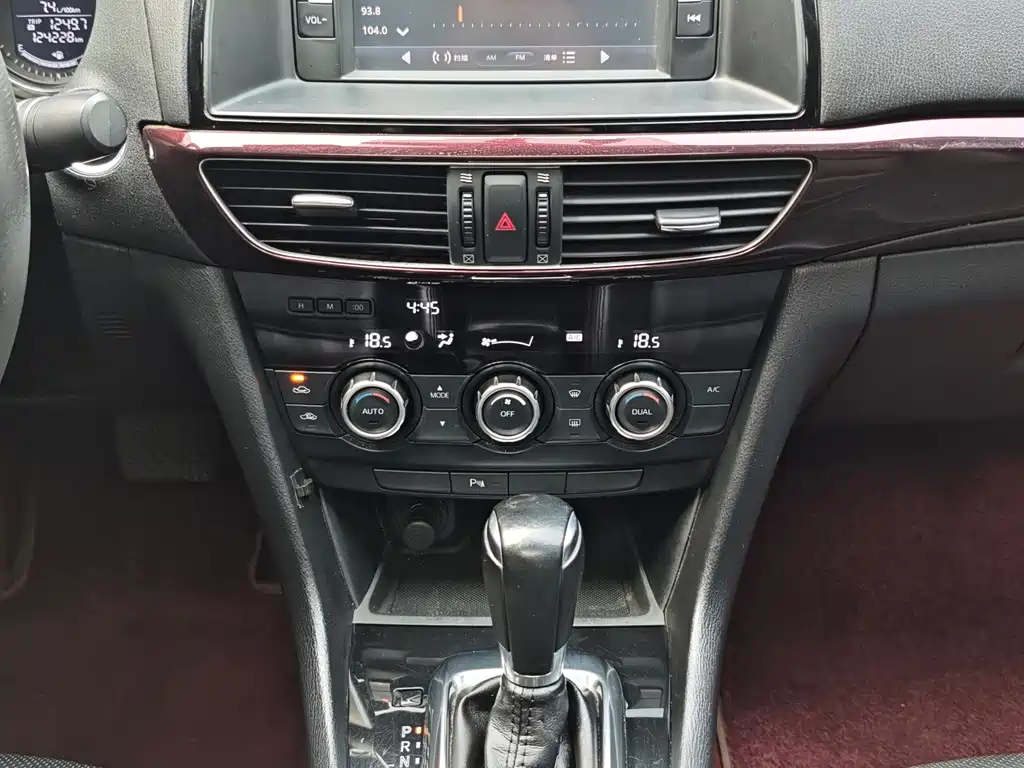 Mazda Atenza — миниатюра 13