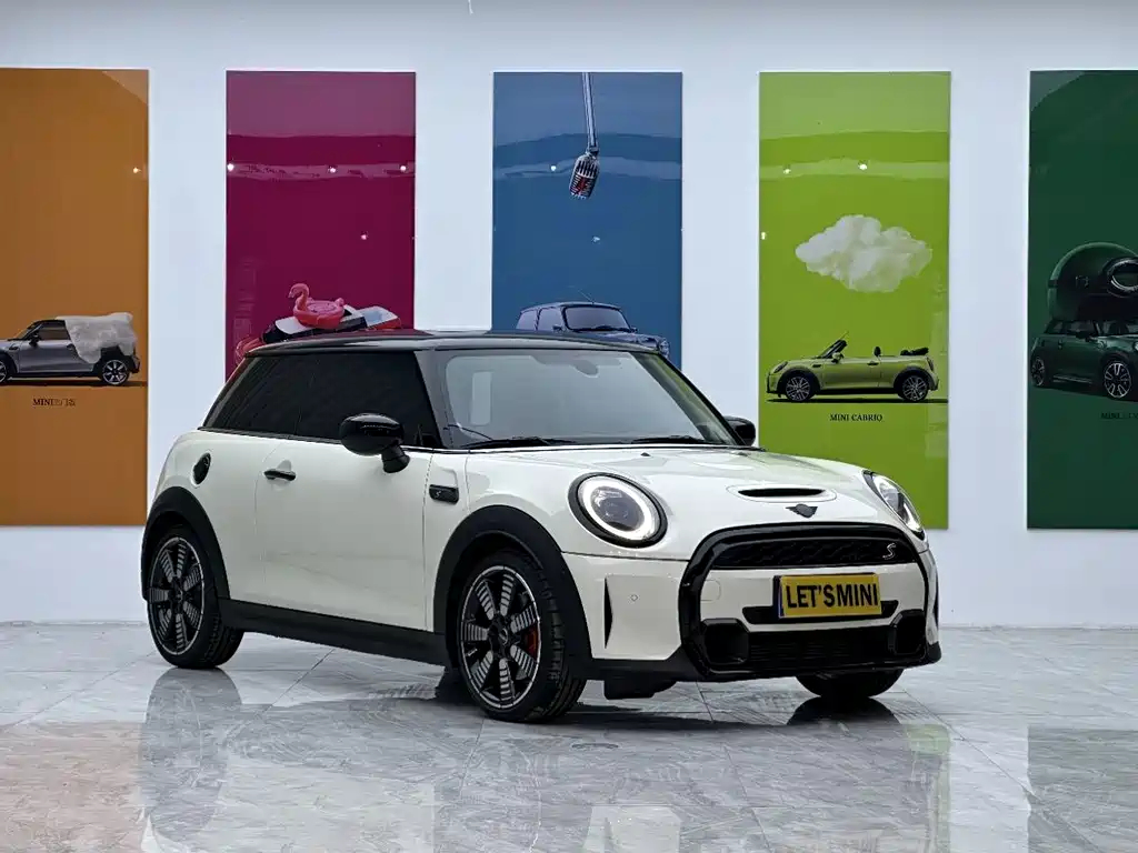 Mini Mini 2022