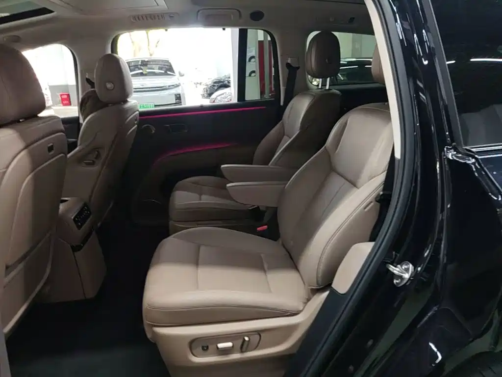 Li Auto Li i8 — миниатюра 17