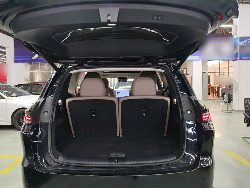Li Auto Li i8 — миниатюра 19