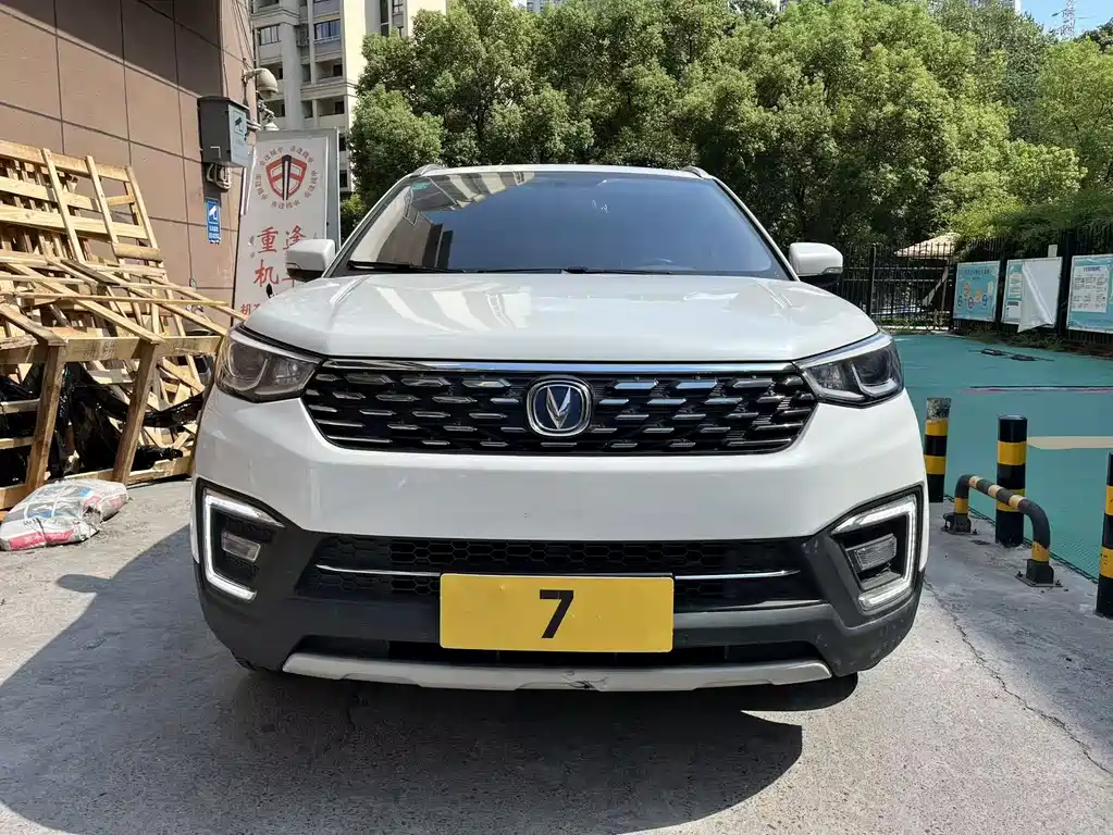 Changan CS55 — миниатюра 2