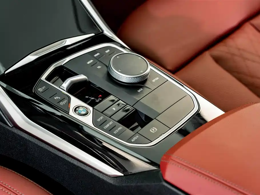 BMW 3 Series — миниатюра 11
