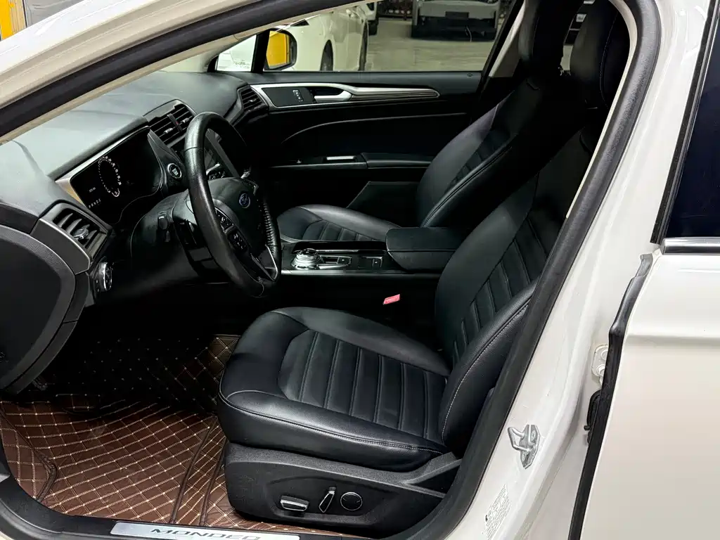 Ford Mondeo — миниатюра 15