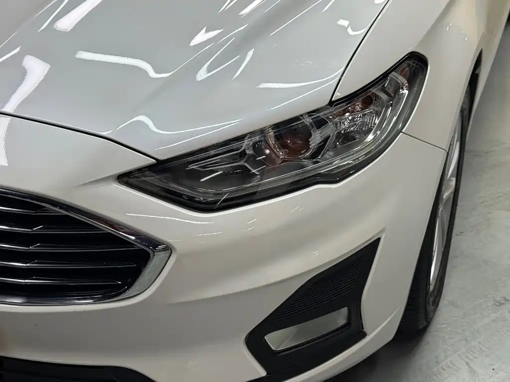 Ford Mondeo — миниатюра 22