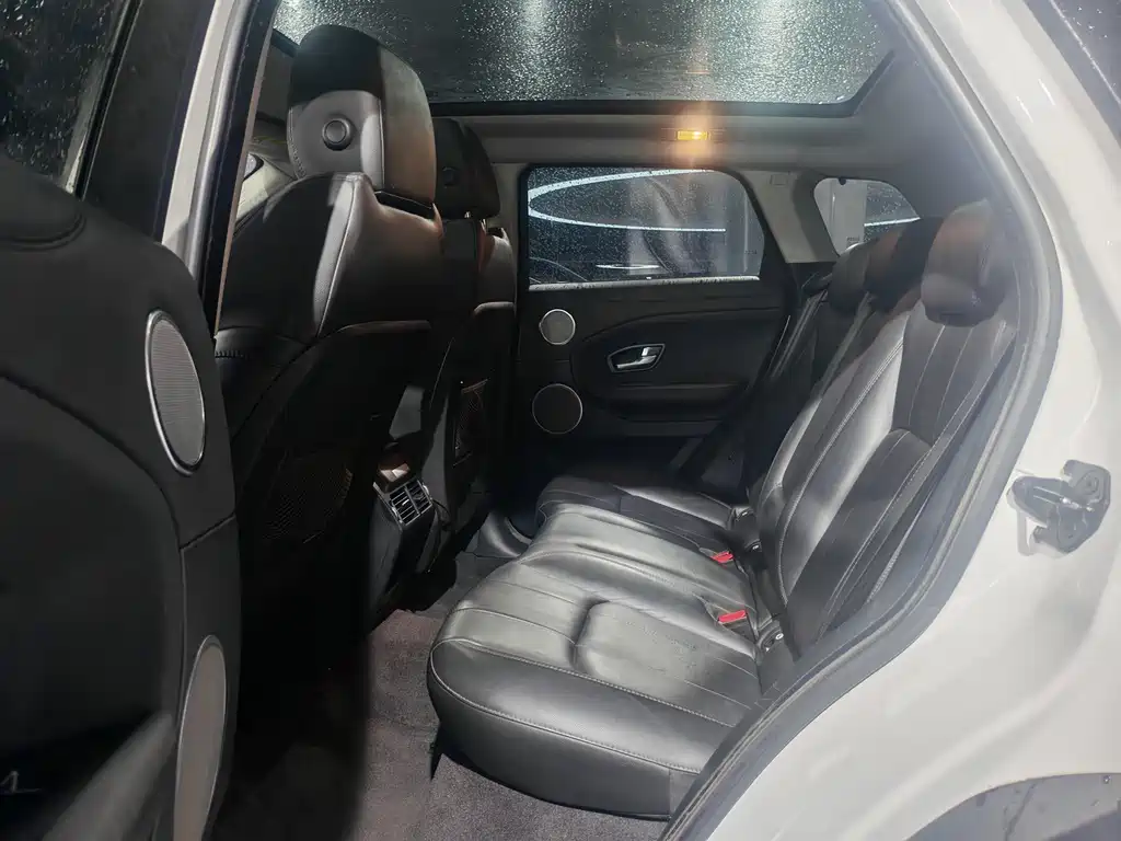 Land Rover Evoque — миниатюра 12