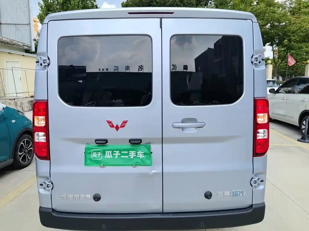 Wuling Yangguang — миниатюра 6