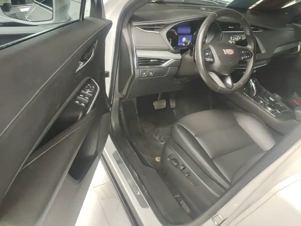 Cadillac XT4 — миниатюра 16