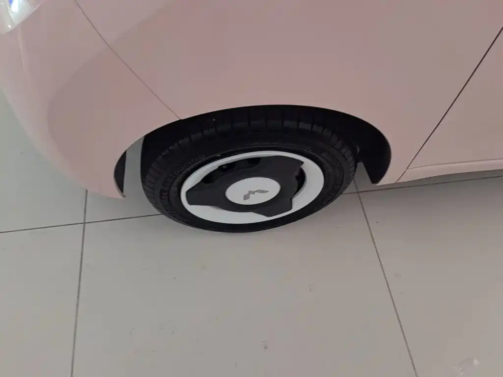 Wuling MINIEV — миниатюра 25