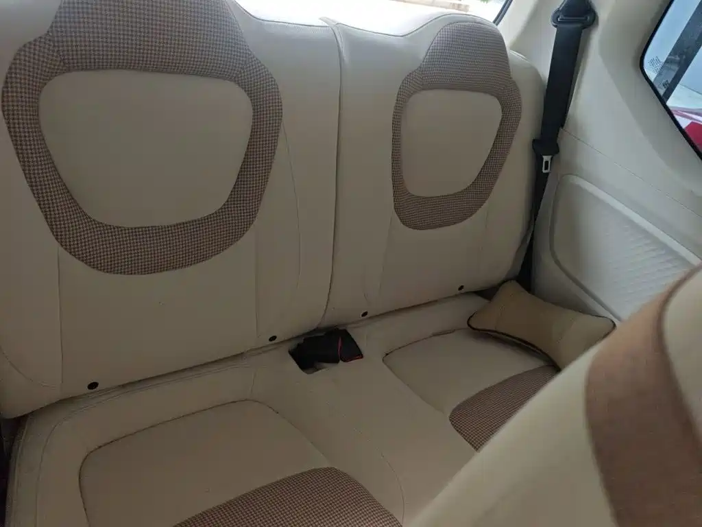 Wuling MINIEV — миниатюра 13