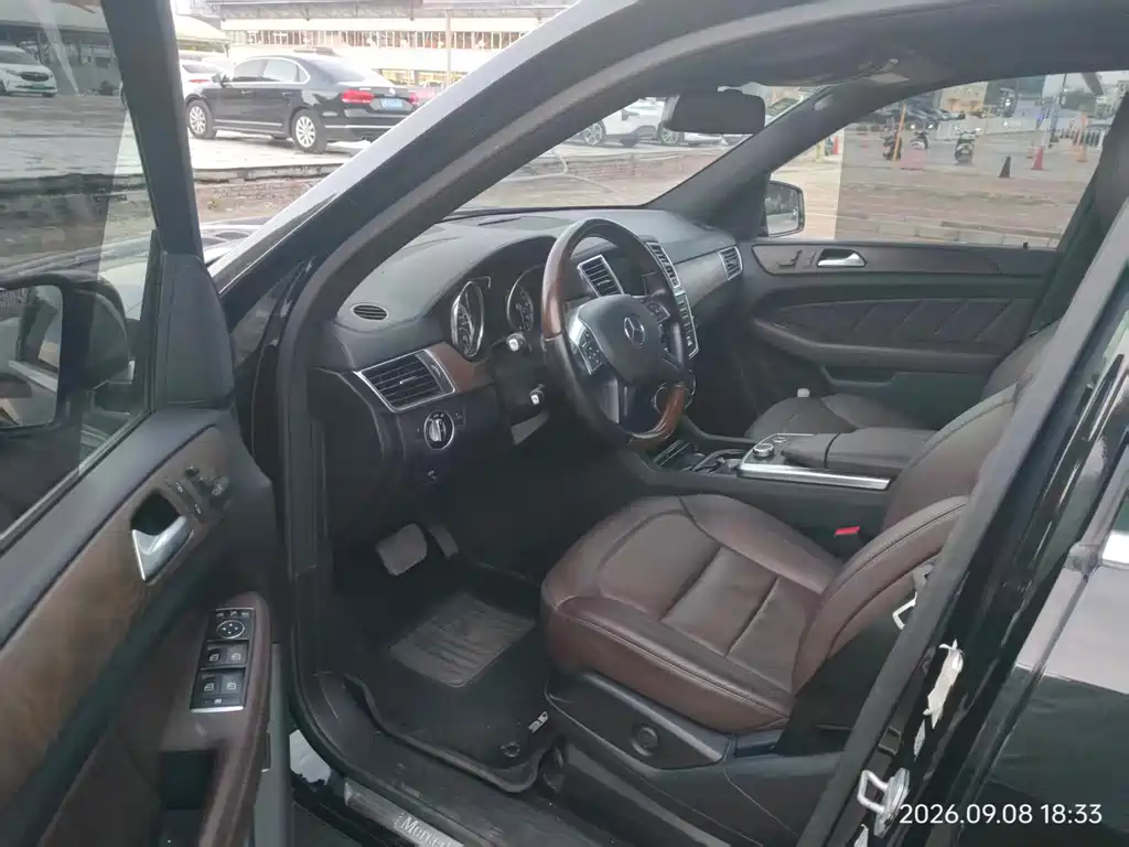 Mercedes-Benz GL-Class — миниатюра 5