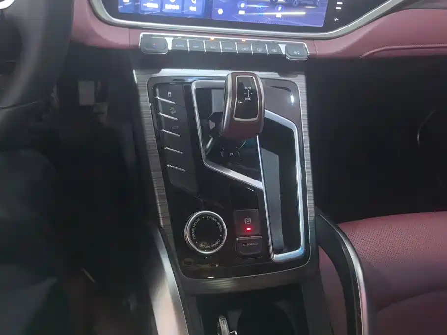 Geely Boyue — миниатюра 16