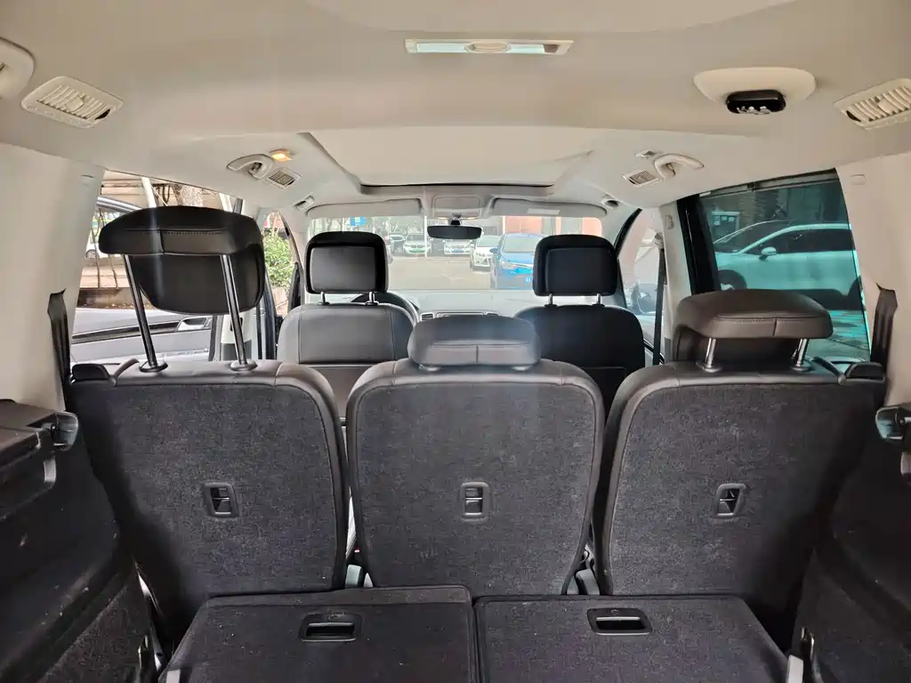 Volkswagen Sharan — миниатюра 16