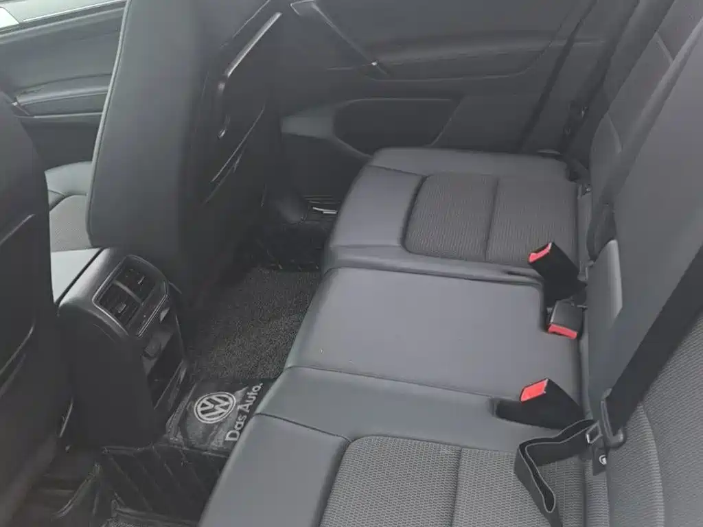 Volkswagen Golf Sportsvan — миниатюра 14