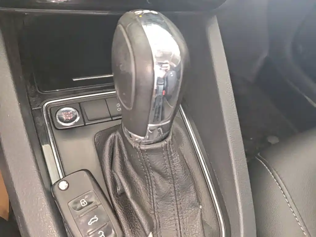 Volkswagen Sagitar — миниатюра 14