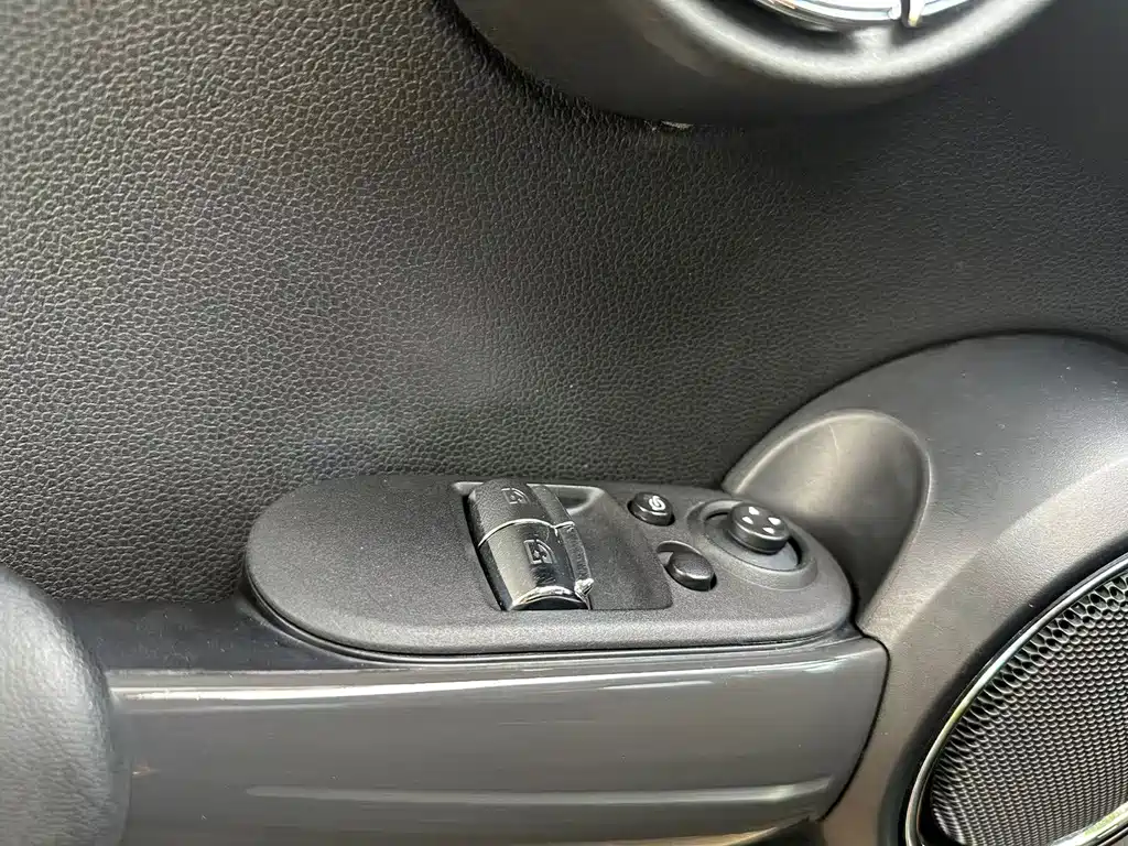MINI Mini — миниатюра 13