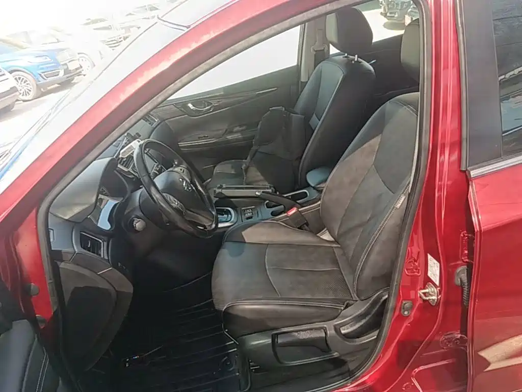 Nissan Tiida — миниатюра 15