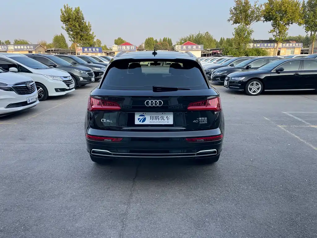Audi Q5L — миниатюра 6