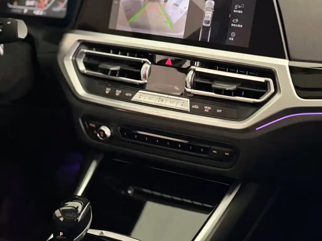 BMW 3 Series — миниатюра 9