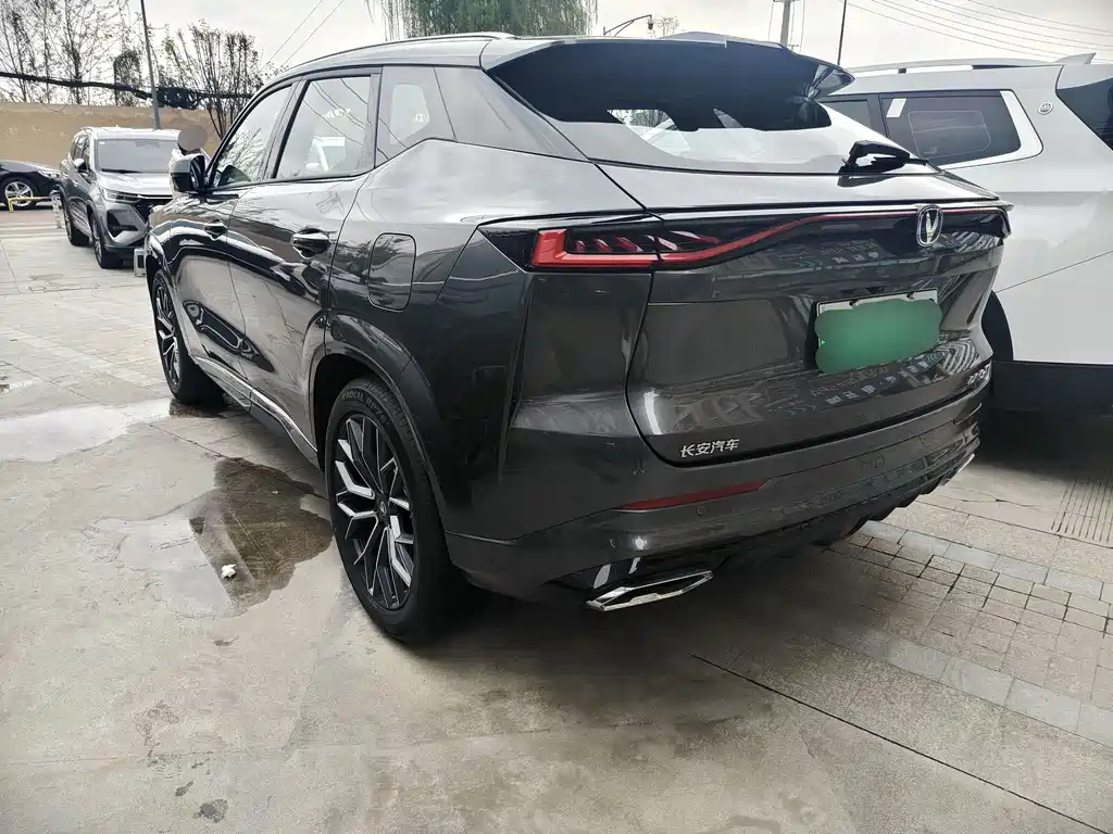 CHANGAN UNI Z NEW ENERGY