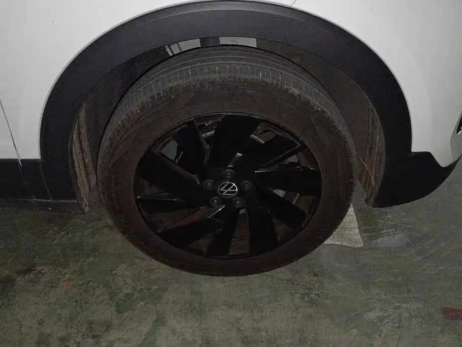 Volkswagen Tharu — миниатюра 6