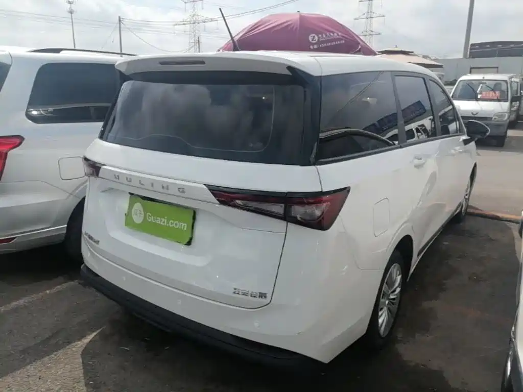 Wuling Jiachen — миниатюра 7