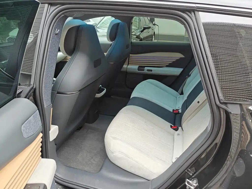 Ауди Ауди. Audi E5 Sportback — миниатюра 9
