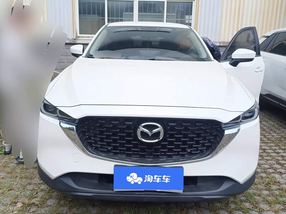 Mazda CX-5 2.0 л 2025 г. Белый, пробег 10700 км