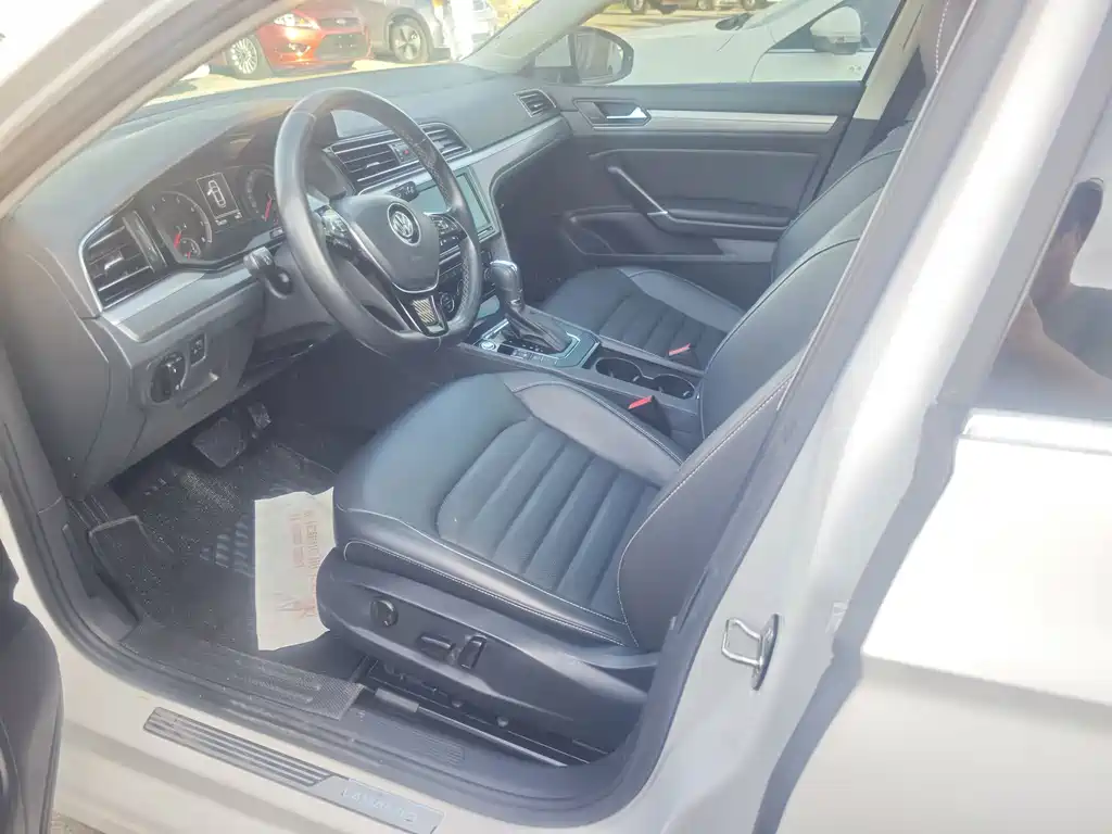 Volkswagen Lamando — миниатюра 8
