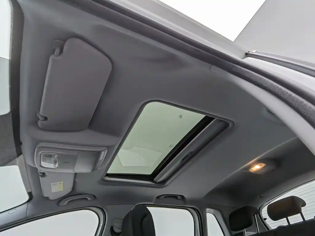 Peugeot 3008 — миниатюра 14