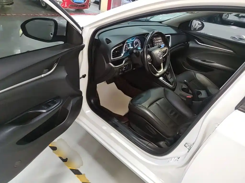 Buick Excelle — миниатюра 16