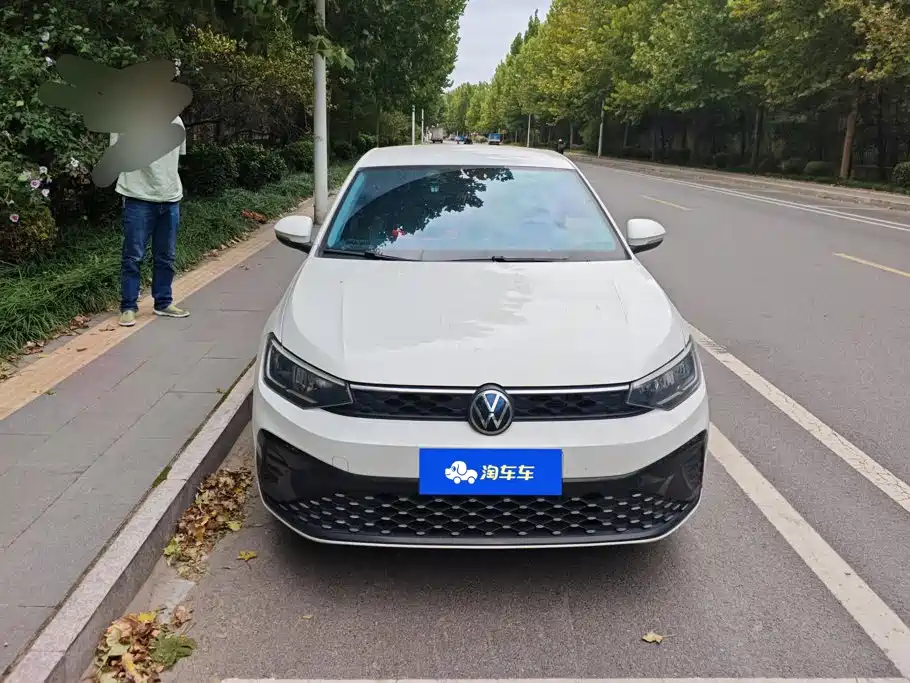 Volkswagen Lavida — миниатюра 2
