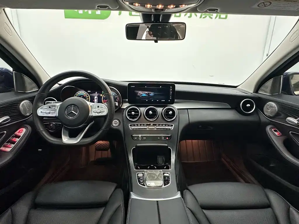 Mercedes-Benz C-Class — миниатюра 12