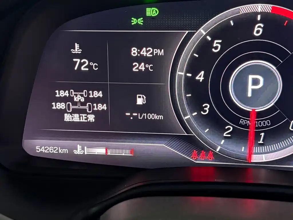 Cadillac CT5 — миниатюра 13