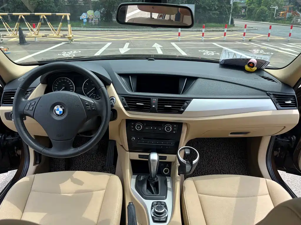 BMW X1 (Import) — миниатюра 8