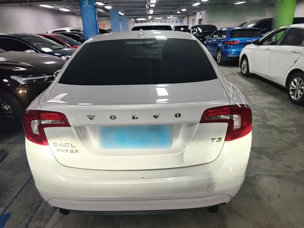 Volvo S60 — миниатюра 6
