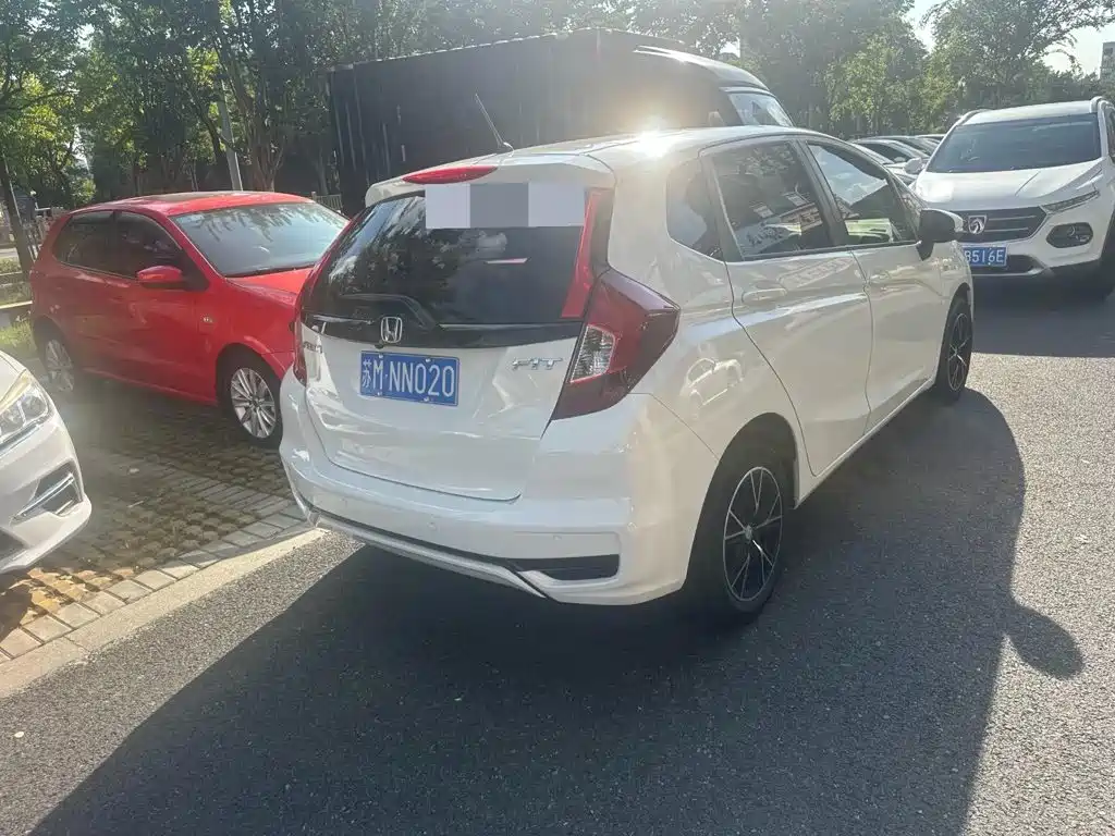Honda Fit — миниатюра 4