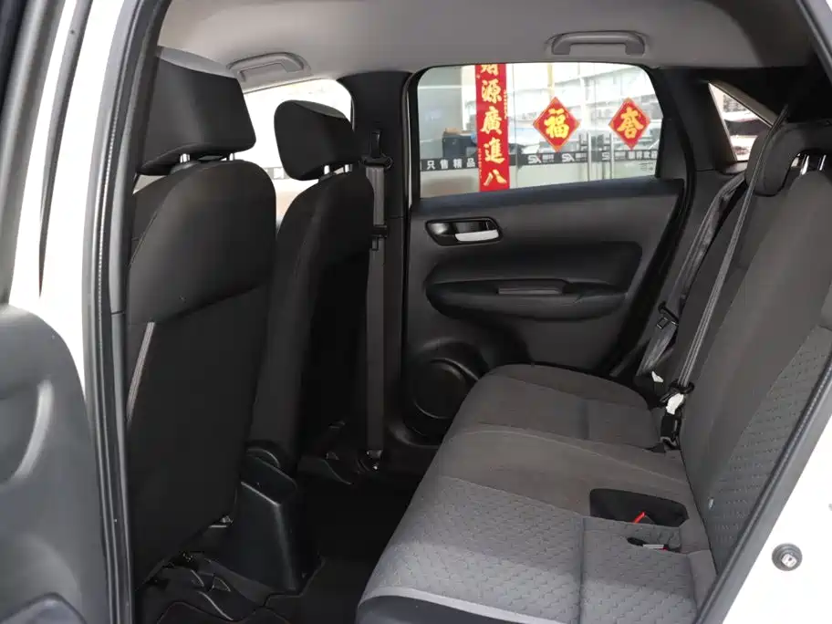 Honda Fit — миниатюра 11