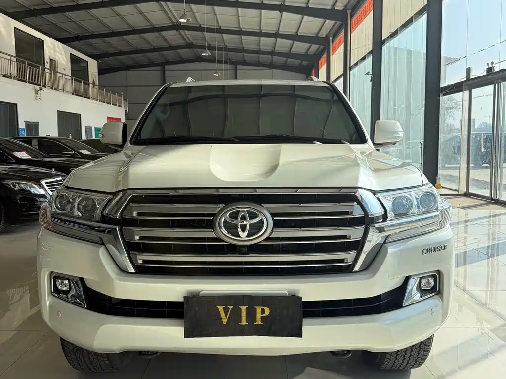 Toyota Land Cruiser 2016 4.0L AT
