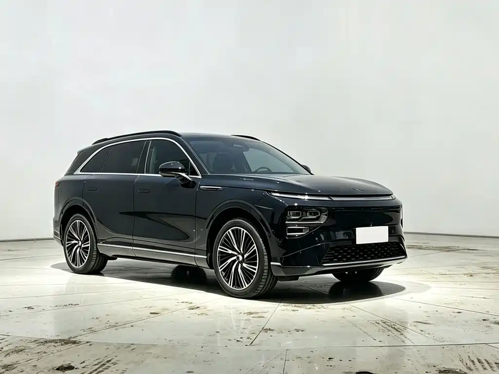 XPeng G9 — миниатюра 2
